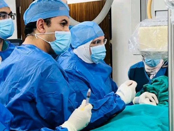 مستشفى النصر ببورسعيد ينجح في إنقاذ حياة طفلين رضيعين بقساطر قلب عاجلة